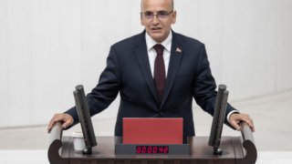 Bakan Şimşek’ten 