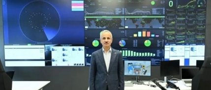 Bakan Uraloğlu, deprem sonrası iletişimde yaşanan aksamanın sebebini açıkladı