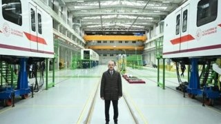 Bakan Uraloğlu: Milli elektrikli tren seti projesinde seri üretime başlandı (Videolu)