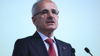 Bakan Uraloğlu'ndan Instagram ile ilgili yeni açıklama