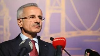 Bakan Uraloğlu'ndan Instagram itirafı: Beklediğimin altında bir tepki aldım