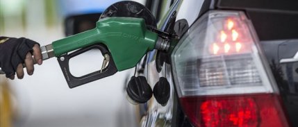 Benzinde indirim bekleniyor