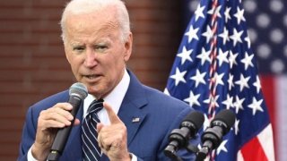 Biden: Enflasyonu düşürme konusunda ilerleme kaydediyoruz