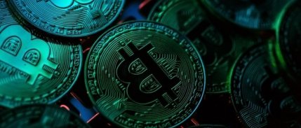Bitcoin 10 bin doların altında