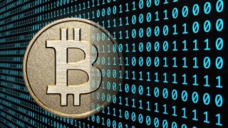 Bitcoin yılın rekoruna ulaştı