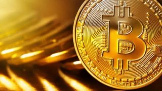 Bitcoin 8,400 doların üzerinde