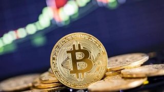 Bitcoin başlangıcından bu yana 476 kez 