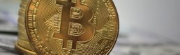Bitcoin'de 17 ayın zirvesi: 13 bin 793 dolar