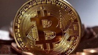 Bitcoin fiyatı çakılmaya devam ediyor 