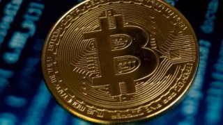 Bitcoin fiyatı rekor seviyede düştü