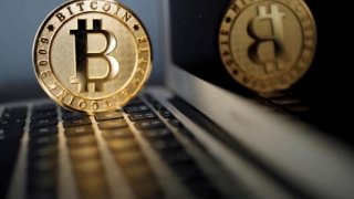 Bitcoin, Trump dönemine kayıpla başladı