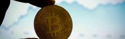 Bitcoin yeni rekor yolunda