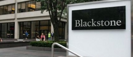 Blackstone yatırımcıların gayrimenkul fonundan para çekme işlemlerini kısıtladı