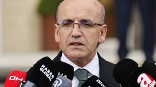 Bloomberg: Mehmet Şimşek, 'ortodoks politikalara kademeli geçiş' mesajı verdi