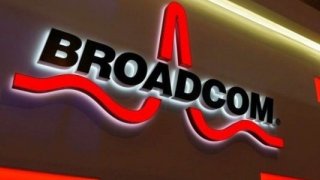 Broadcom Pes Etti, Qualcomm Teklifini Geri Çekti