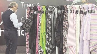 Bursalı tekstilciler Londra'da gövde gösterisi yaptı