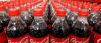Coca Cola uyardı: Trump’ın politikaları plastik şişe kullanımını artırabilir