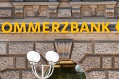 Commerzbank uyardı: Faiz indirimleri TL’deki zayıflığı derinleştirebilir