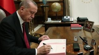 Cumhurbaşkanı Erdoğan 5 genel müdür yardımcısını görevden aldı