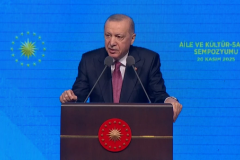 Cumhurbaşkanı Erdoğan’dan doğurganlık oranı yorumu: Şu an felaketi yaşıyoruz