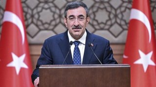 Cumhurbaşkanı Yardımcısı Cevdet Yılmaz'dan asgari ücret mesajı