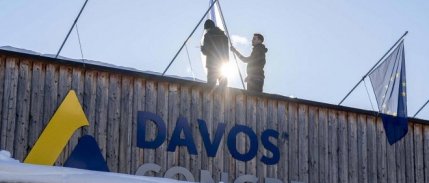 Davos'ta başekonomistler bu yıl küresel ekonominin zayıflayacağını öngördü