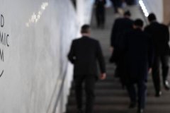 Davos'ta kadın istihdamı ve yapay zeka okuryazarlığı masaya yatırıldı