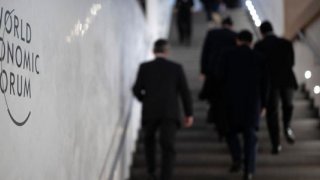 Davos'ta kadın istihdamı ve yapay zeka okuryazarlığı masaya yatırıldı