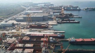 Desan Malezya'da tersane projesi için anlaşma imzaladı