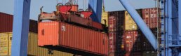 Dış ticaret açığı ağustosta azaldı