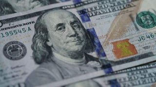 Dolar 7.24'ü aşarak tarihi rekorunu kırdı 