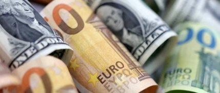 Dolar dengelenirken euro parite üzerinde kalmaya çalışıyor