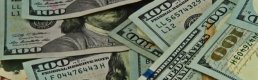 Dolar/TL'de düşüş hızlandı