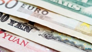 Dolar ve euro haftanın son gününe nasıl başladı?