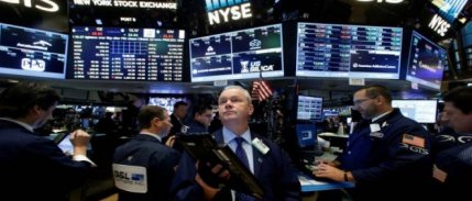 Dow Jones’da Düşüş 400 Puanı Buldu