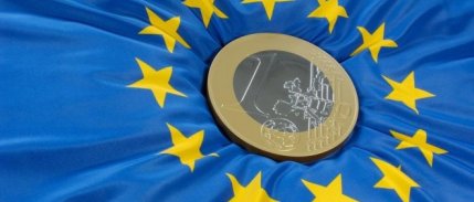 ECB, Euro Bölgesi büyüme ve enflasyon beklentilerini düşürdü