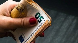 ECB/Lane: Eurodaki hareket enflasyonu etkilemez