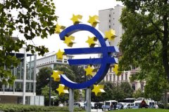 ECB tutanakları: Üyeler faiz indirimi için acele etmek istemiyor