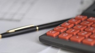 Ekonomiyi yoğun gündem bekliyor: Bütçe maratonu, enflasyon raporu, asgari ücret ve diğerleri