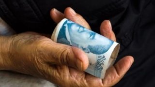 Emeklilerden seyyanen zam talebi
