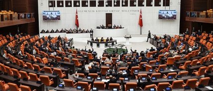 Emekliye ek zam önergesi kabul edildi: Süreç nasıl devam edecek?