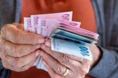 En düşük emekli aylığında fark ödemelerinin tarihi netleşti