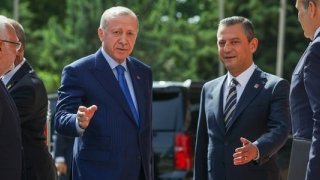 Erdoğan'dan Özgür Özel'e 500 bin liralık tazminat davası