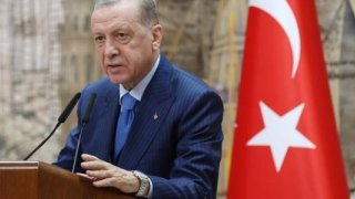 Erdoğan: Depremin yıkım maliyetinin 104 milyar doları bulacağı tahmin ediliyor