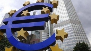 Euro Bölgesi beklentilerin üzerinde büyüdü