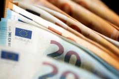 Euro Bölgesi'nde enflasyon yüzde 2 seviyesine geriledi