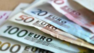 Euro Bölgesi'nde şirket kredilerinde artış görüldü