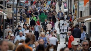 Euro geriledi: Rekor enflasyona rağmen kademeli normalleşme sinyali