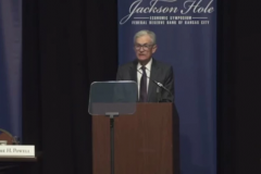 Fed Başkanı Powell’dan politika değişikliği sinyali