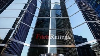 Fitch: Türkiye'de yurt içi döviz talebi artabilir